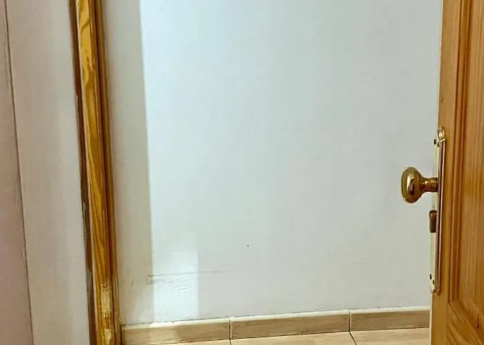 Alojamento de Acomodação e Pequeno-almoço Great And Cozy In The Center Of